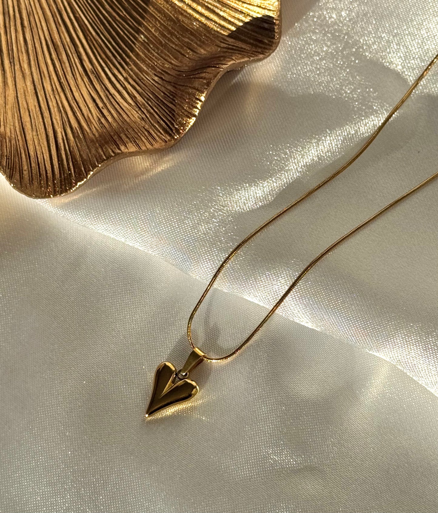 Hera Heart Necklace